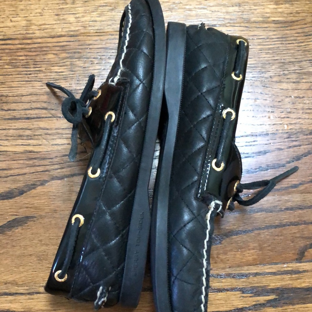 Black Quilted Sperry Top-Sider with Detail 7 1/2 - Picture 8 of 11